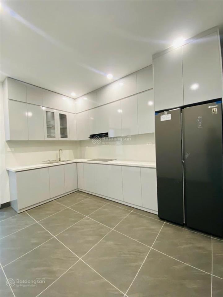 1 căn duy nhất  phố phạm thận duật thang máy phân lô ô tô vào nhà  ở kết hợp cho thuê làm.