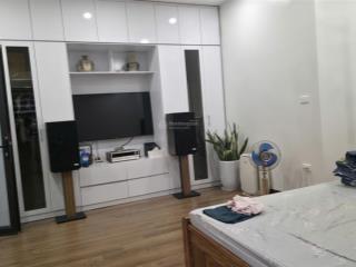 Nhà đẹp dốc thọ lão  ôtô đỗ cách 10m, 100m ra trung tâm hai bà trưng.