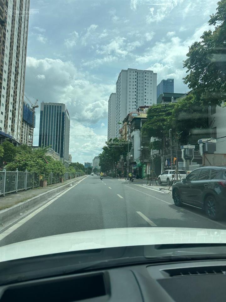 Bán nhà phân lô trần thái tông  vị trí đẹp bậc nhất khu vực  kinh doanh  2 mặt tiền  giá 22tỷ