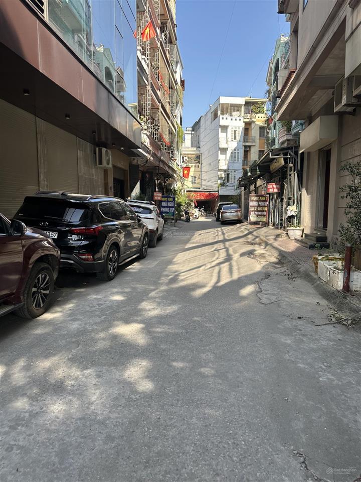Bán phân lô hoàng quốc việt  dt 80m2  lô góc  vỉa hè kinh doanh  ô tô tránh  nhỉnh 29 tỷ