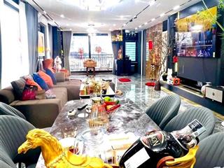 Bán gấp siêu phẩm hoàng quốc việt  phân lô vỉa hè  gara ô tô  60m2 x 7,tầng  30 tỷ