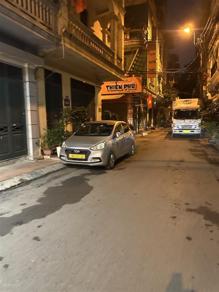 Bán căn lô góc hoàng quốc việt  nghĩa đô  dt80m2  vỉa hè rộng  2 mặt ô tô tránh  nhỉnh 30 tỷ