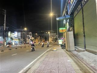 Bán gấp nhà cấp 4 mặt tiền tô ký, 4.3 x 33, (nở hậu 4,6m) dtcn 94m2, thới tam thôn, hóc môn