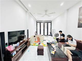 Bán nhà xây tâm huyết , vị trí tuyệt đối điện ảnh , tặng hết nội thất về ăn tết luôn các bác ơi