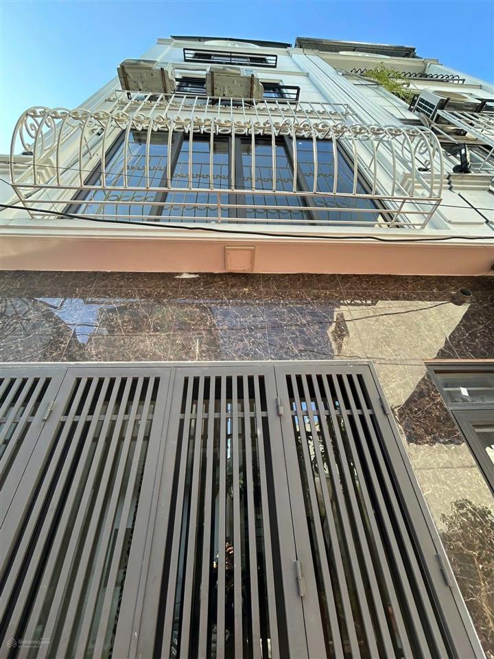 Nhà đẹp gần trường thcs kim chung , tết đến rồi sắm nhà ăn tết thôi các bác ơi