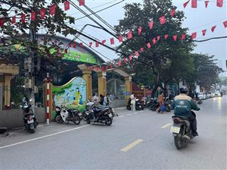 Đẹp nhất xóm , oto đỗ cổng , nhà gần trường mầm non di trạch