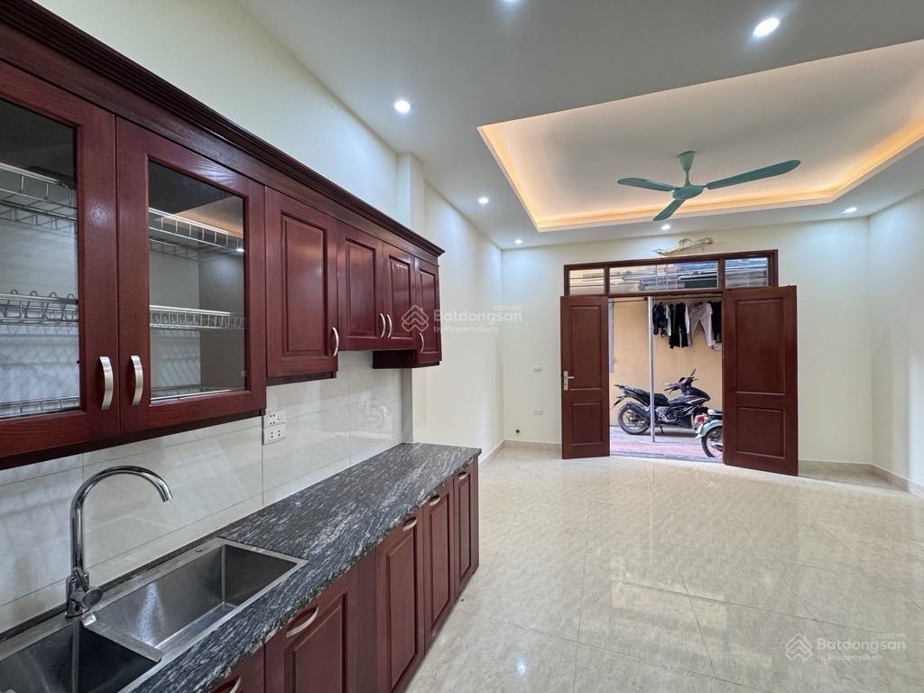 Cơ hội hiếm sở hữu nhà đẹp ô tô đỗ cửa trung tâm phú lương hà đông giá chỉ 5.6 tỷ