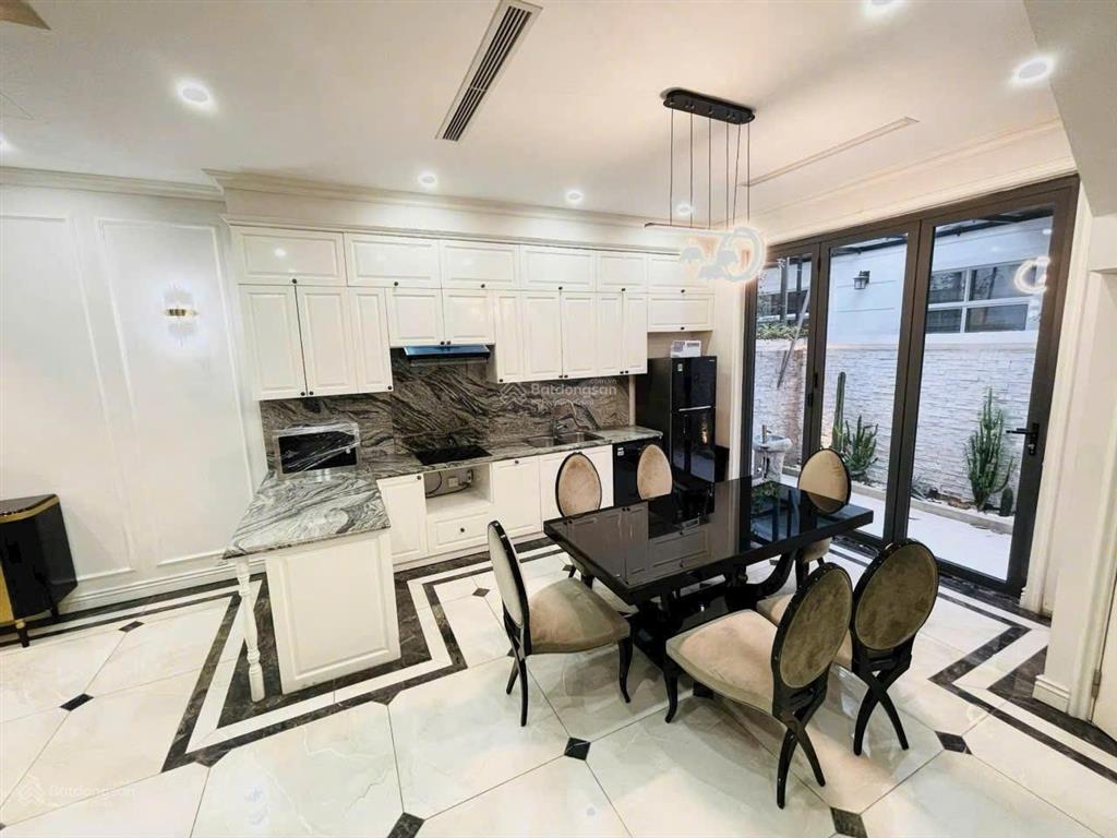 Hàng hiếm tại vinhomes riverside, 28 triệu, 90m2, 4pn, 4wc, 3 tầng