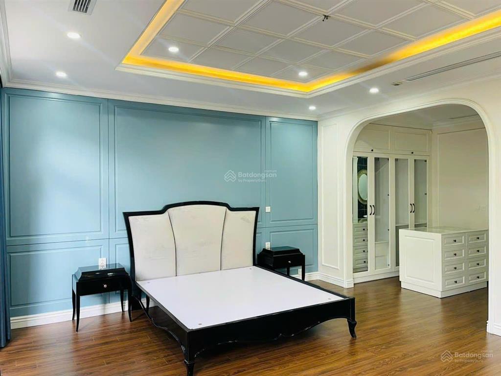 Hàng hiếm tại vinhomes riverside, 28 triệu, 90m2, 4pn, 4wc, 3 tầng