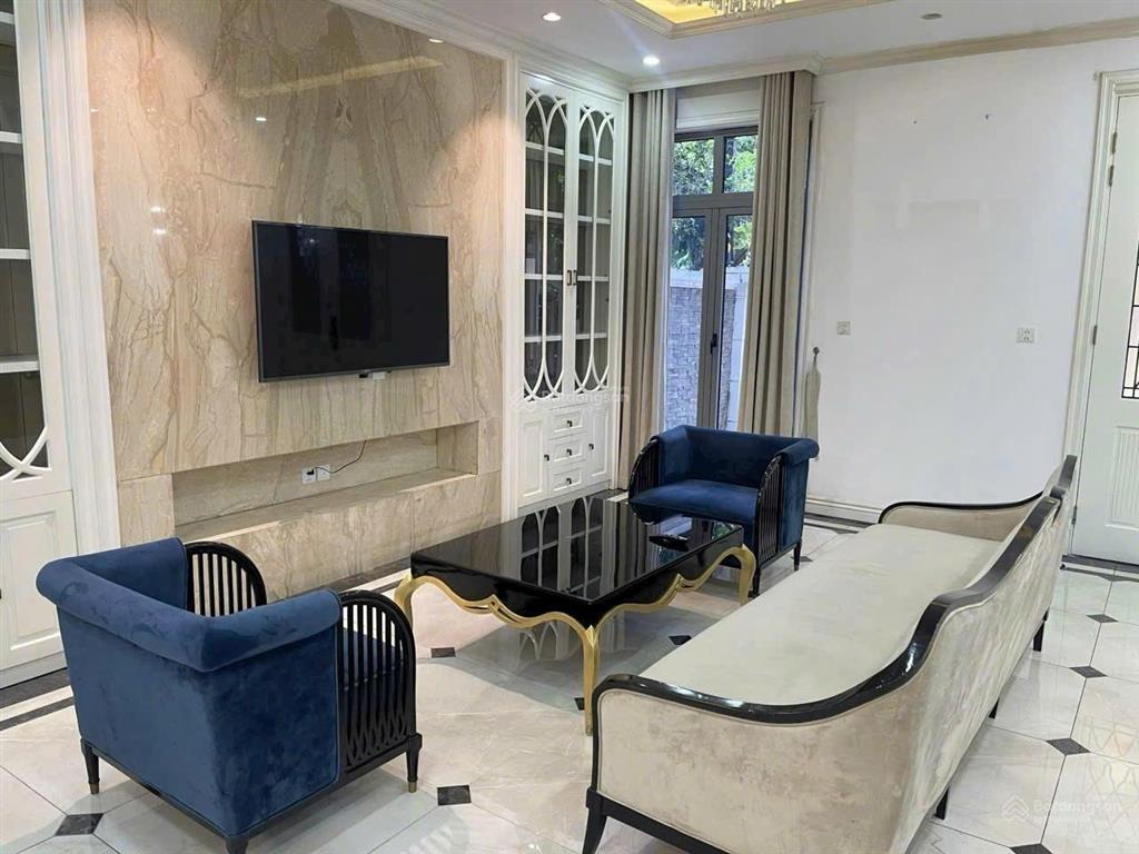 Hàng hiếm tại vinhomes riverside, 28 triệu, 90m2, 4pn, 4wc, 3 tầng