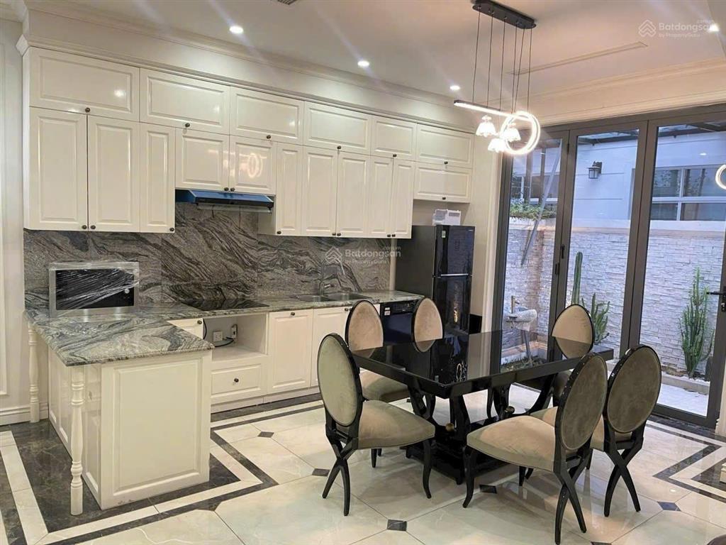 Hàng hiếm tại vinhomes riverside, 28 triệu, 90m2, 4pn, 4wc, 3 tầng