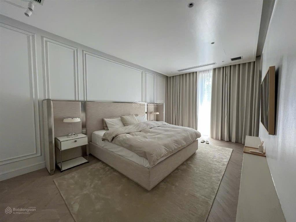 Bán bt vinhomes riverside, 79tỷ, 225m2, 4pn, 4wc, hướng đông