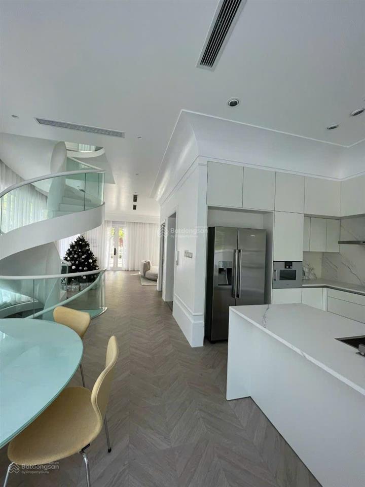 Bán bt vinhomes riverside, 79tỷ, 225m2, 4pn, 4wc, hướng đông