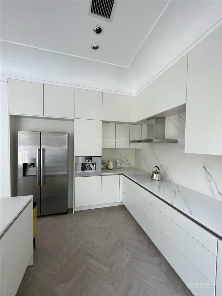 Bán bt vinhomes riverside, 79tỷ, 225m2, 4pn, 4wc, hướng đông