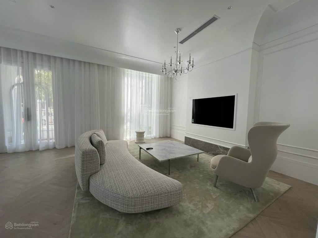 Bán bt vinhomes riverside, 79tỷ, 225m2, 4pn, 4wc, hướng đông