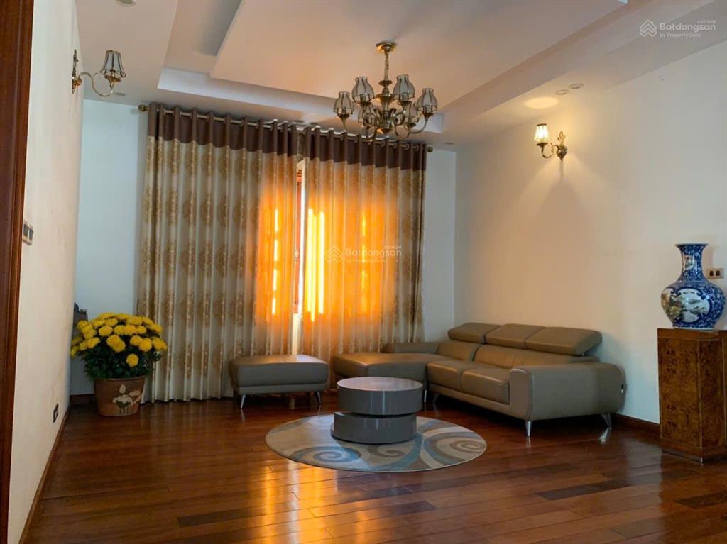 Cho thuê bt đẹp xuất sắc 4pn, 4vs, 450m2 tại vinhomes riverside, long biên, 50 triệu