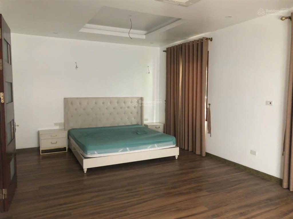 Bán gấp bt ở vinhomes riverside, view thoáng giá 55 tỷ, 164m2, 3pn, 3wc, 4 tầng, đông