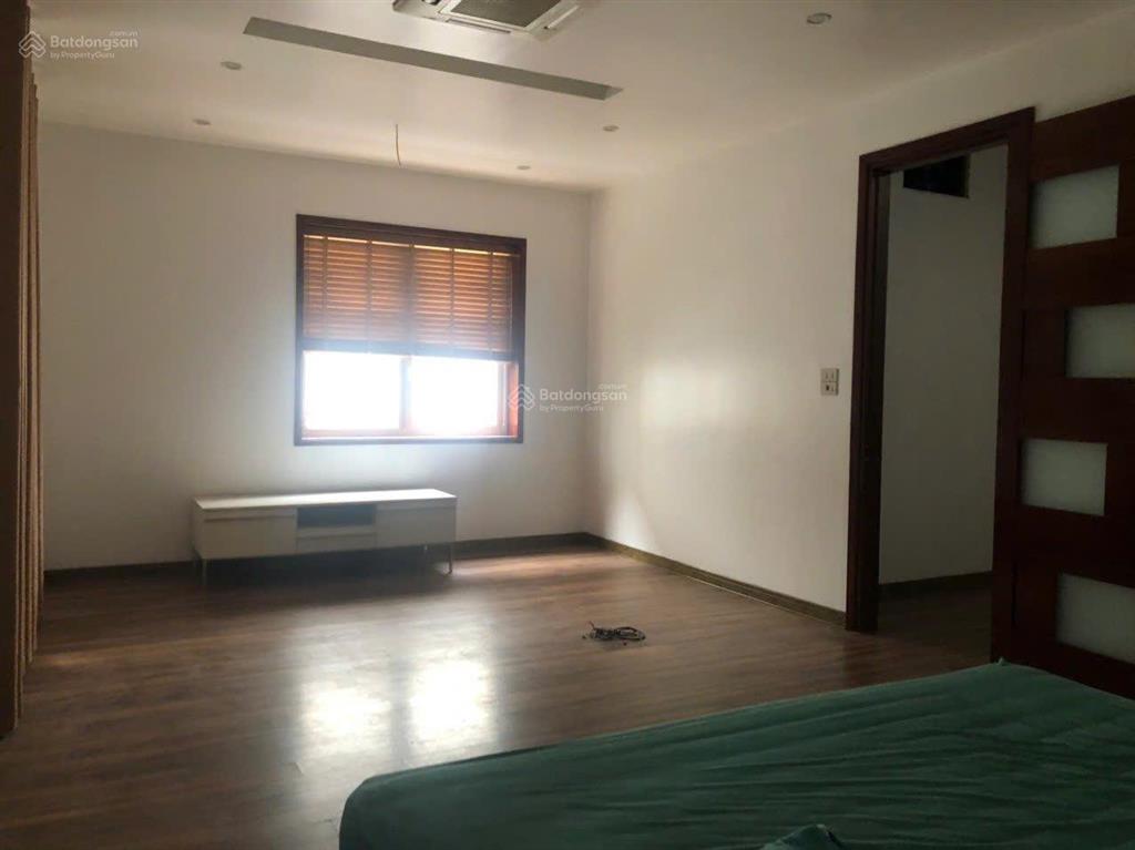 Bán gấp bt ở vinhomes riverside, view thoáng giá 55 tỷ, 164m2, 3pn, 3wc, 4 tầng, đông