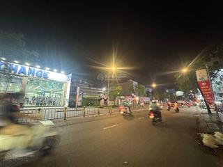 Nhà đẹp sát quận 1 lê văn duyệt, p3 bình thạnh 3,x tỷ sổ hồng riêng, công chứng ngay