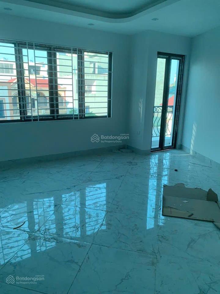 Lk chợ nhổn  đh công nghiệp  lô góc nhà 5t mới xây  ô tô tránh  5 tỷ