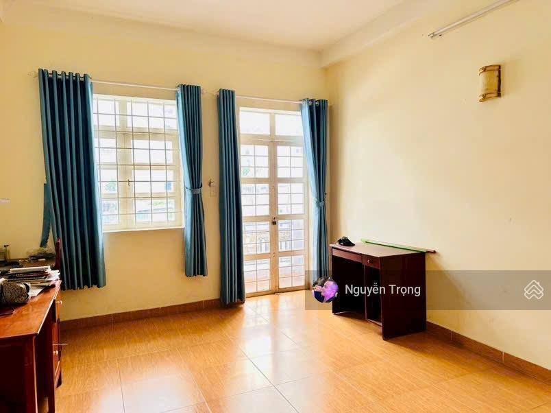 Nhà đẹp 3 tầng  kế 4 trường học  huỳnh tấn phát, q7  chỉ 6.9 tỷ