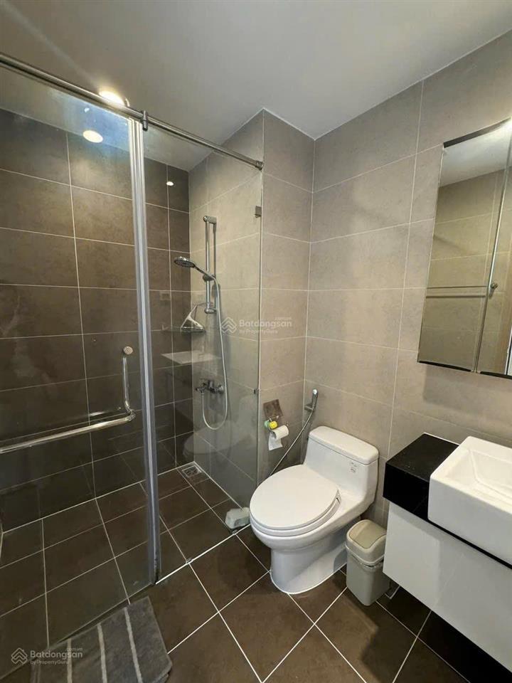 Chủ cần nhà bán gấp căn hộ. nhanh tay , chỉ 1 căn duy nhất. sổ hồng sử dụng lâu dài