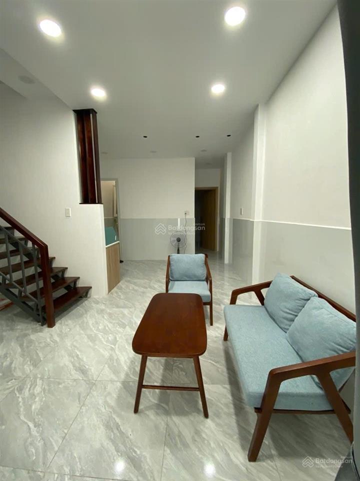 Bán nhà trung tâm quận 10  nhà mới ở ngay, full nội thất