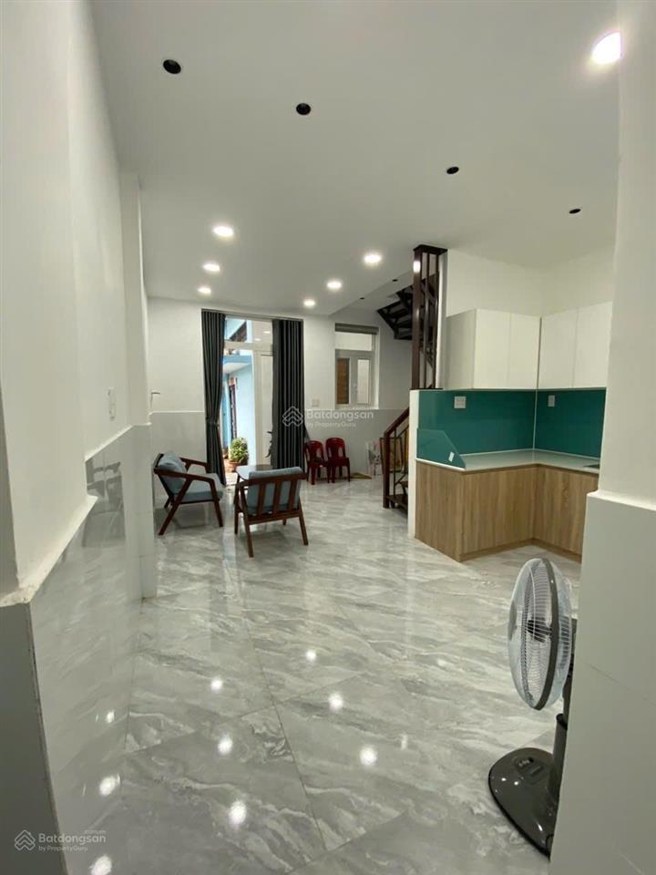 Bán nhà trung tâm quận 10  nhà mới ở ngay, full nội thất