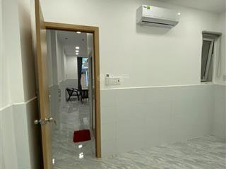 Bán nhà trung tâm quận 10  nhà mới ở ngay, full nội thất