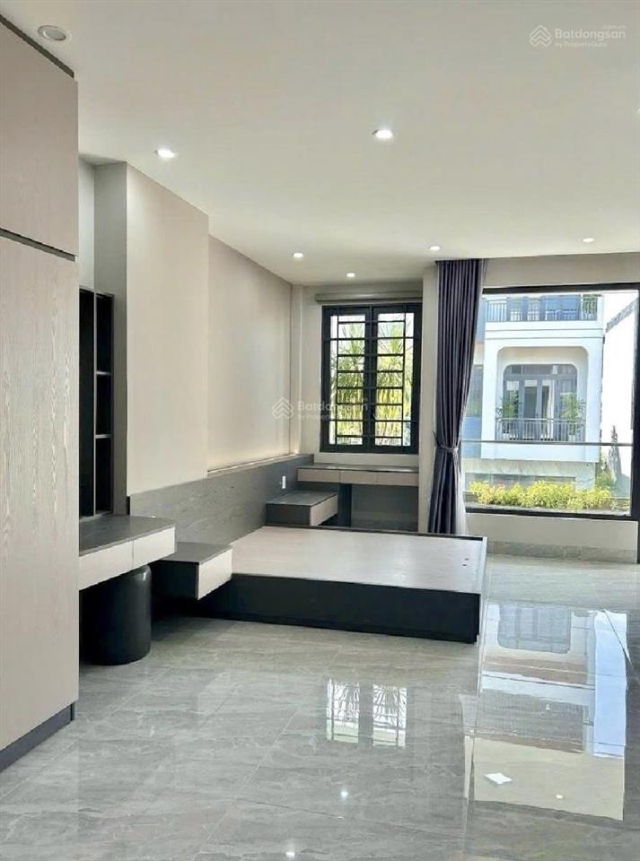 Nhà mới 4 tầng phân lô đồng bộ ở sướng ngay trung tâm thủ đức một căn nhà mới len keng, 8,1tỷ