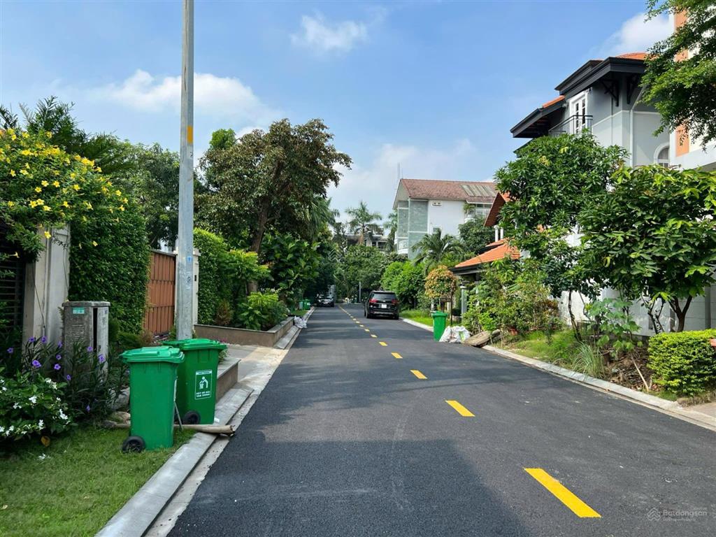 Bán đất đẹp xây biệt thự mt đường khu nguyễn quý cảnhsong hành an phú quận 2 dt 10x17m,giá 29 tỷ