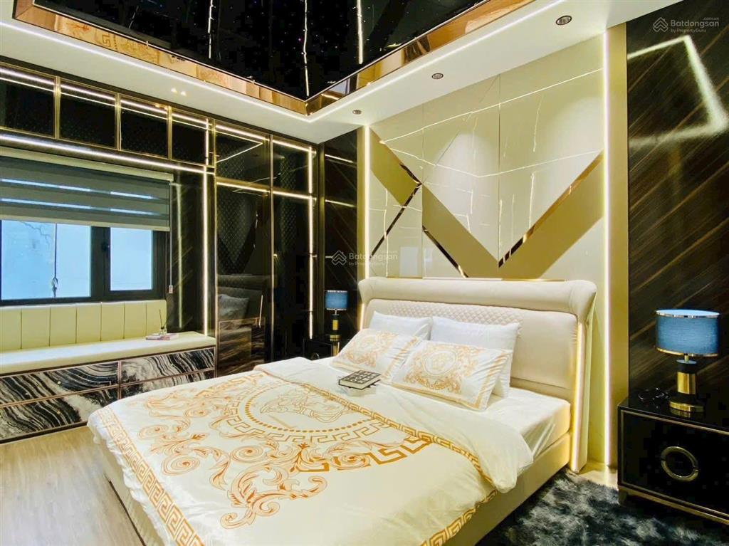 Hàng thơm mới xây dựng, đường nguyễn văn thươngq.bình thạnh. giá 4tỷ050/87,5m2, gần chợ văn thánh.