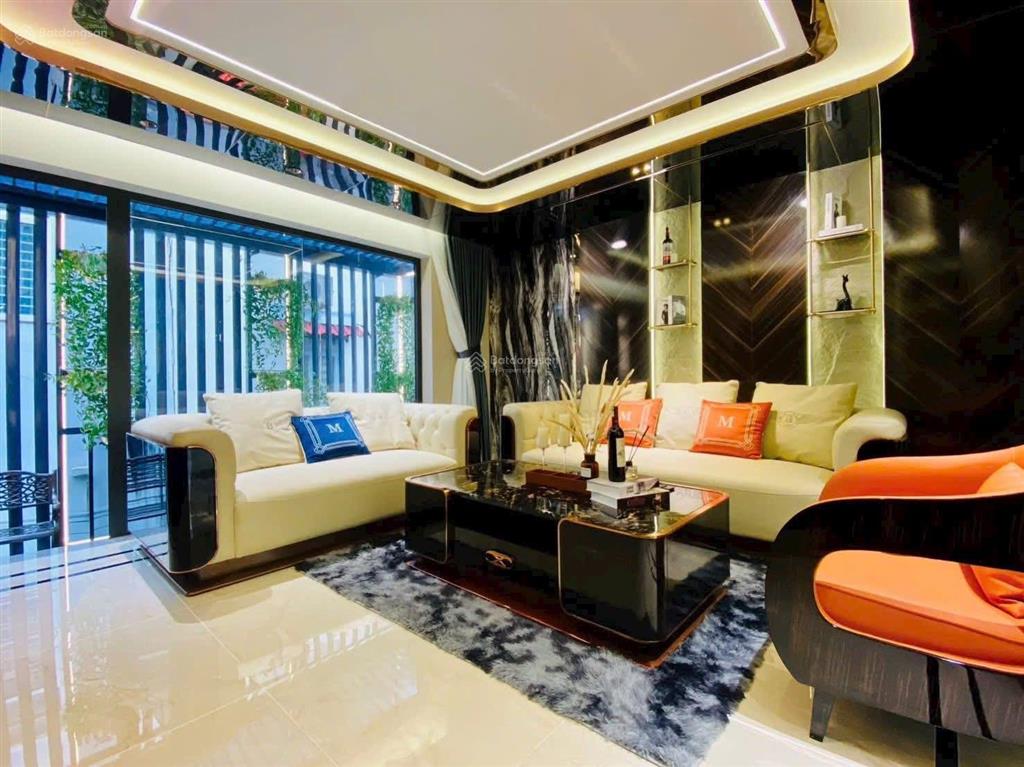 Hàng thơm mới xây dựng, đường nguyễn văn thươngq.bình thạnh. giá 4tỷ050/87,5m2, gần chợ văn thánh.