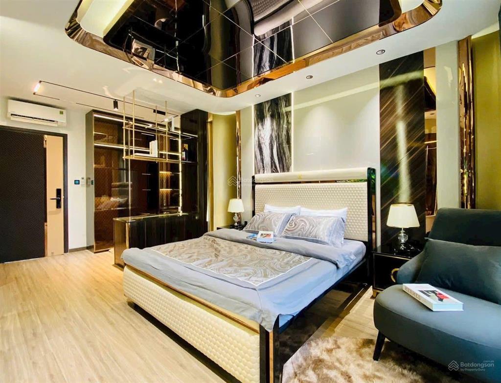 Hàng thơm mới xây dựng, đường nguyễn văn thươngq.bình thạnh. giá 4tỷ050/87,5m2, gần chợ văn thánh.