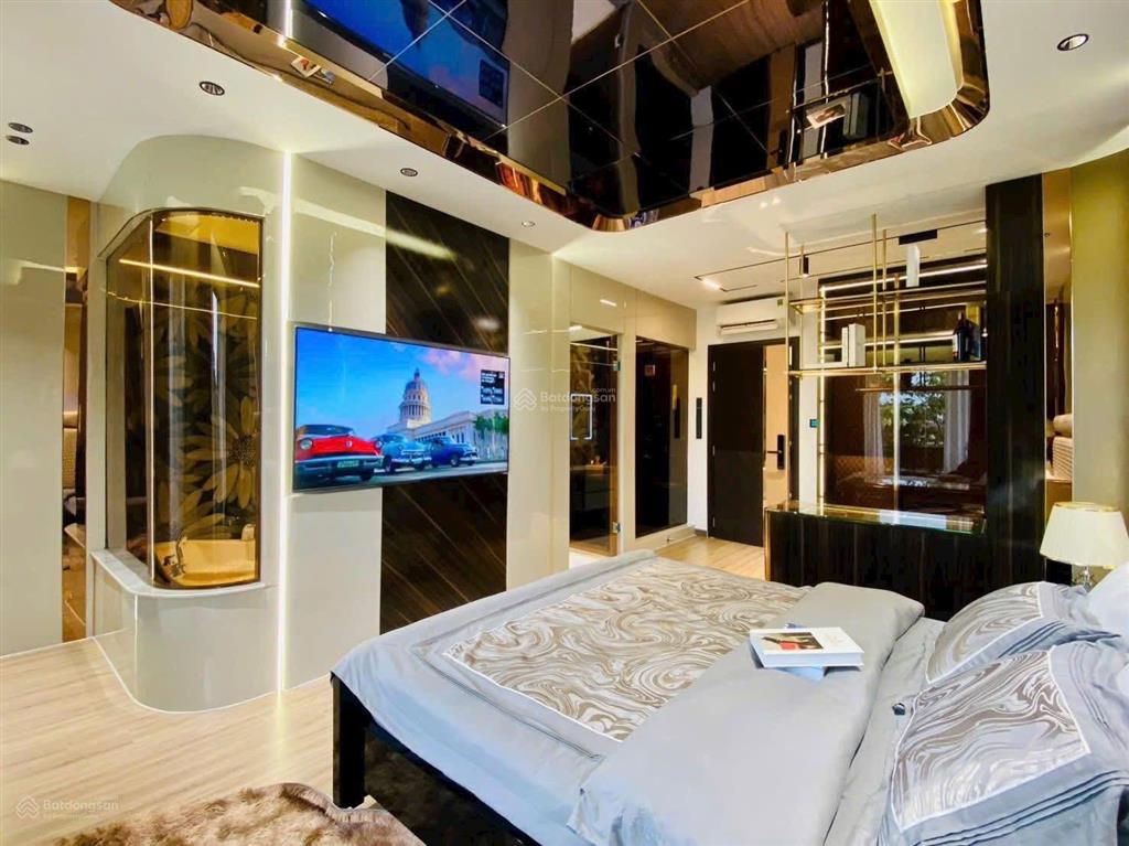 Hàng thơm mới xây dựng, đường nguyễn văn thươngq.bình thạnh. giá 4tỷ050/87,5m2, gần chợ văn thánh.