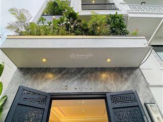 Cô thúy bán nhà đang cho thuê 28 triệu, đường oto nguyễn thị minh khai  q1,giá 4tỷ420/ 85,8m2