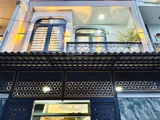 Chú hạ bán nhà đ.thành mỹ  q.tân bình đang cho thiệu 21tr, giá 3tỷ450/ 77,48m2. gần chợ tân bình