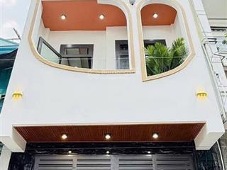 Tôi thiện chí bán nhà tô hiến thành  q10 đang cho thuê 20tr, 75,92m2. gần chợ hoà hưng