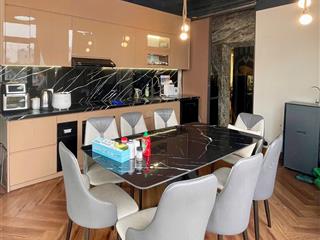 Bán nhà mặt phố 6 tầng thang máy , 42m2 , diện tích sử dụng 290m2 giá 16,8 tỷ tại xuân đỉnh