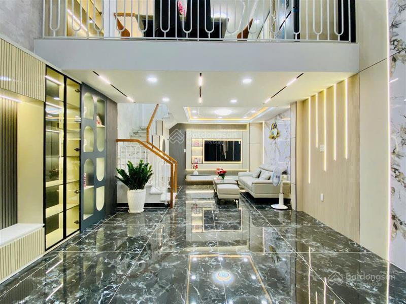 Nhà gò vấp  nhà đẹp như mới  nội thất hiện đại dt 45m2  hxh trải nhựa  giá nhỉnh 7 tỷ