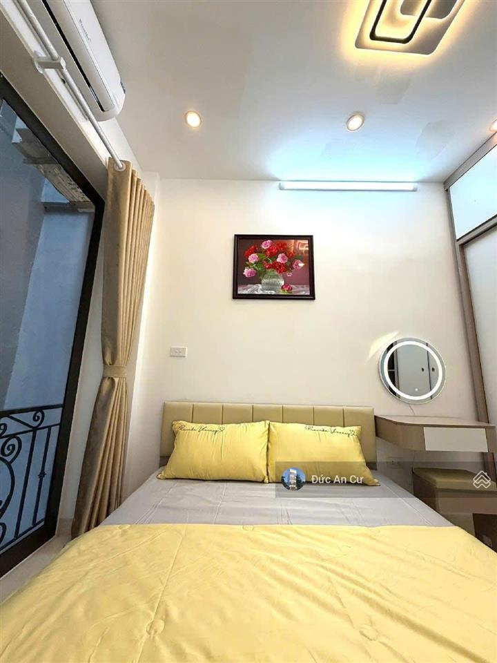 Bán nhà phố bạch mai, chỉ hơn 5 tỷ giữa trung tâm thành phố đi lại thuận lợi, tiện ích ngập tràn