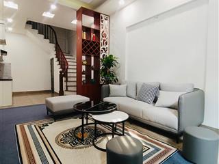 Bán nhà phố lụa  vị trí đẹp  trung tâm hà đông