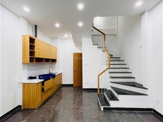 Nhỉnh 4 tỷ có ngay nhà 4 tầng đồng nhân, đông la  cách đường oto chỉ 20m