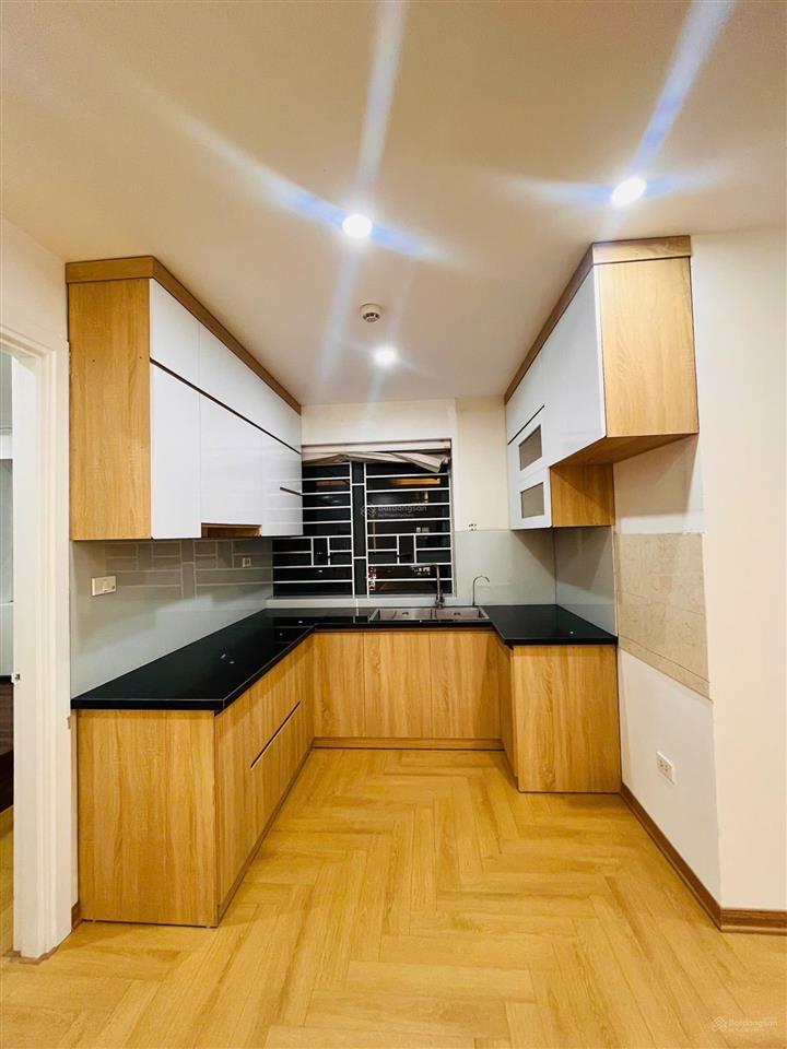 Bán nhà đẹp 3 phòng ngủ full nội thất mới tinh  chỉ việc xách vali vào ở