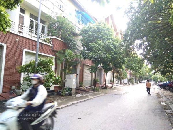 Bán nhà lk làng việt kiều châu âu 78.7m2 vị trí kinh doanh, ở siêu víp nơi đáng sống  0927 113 ***