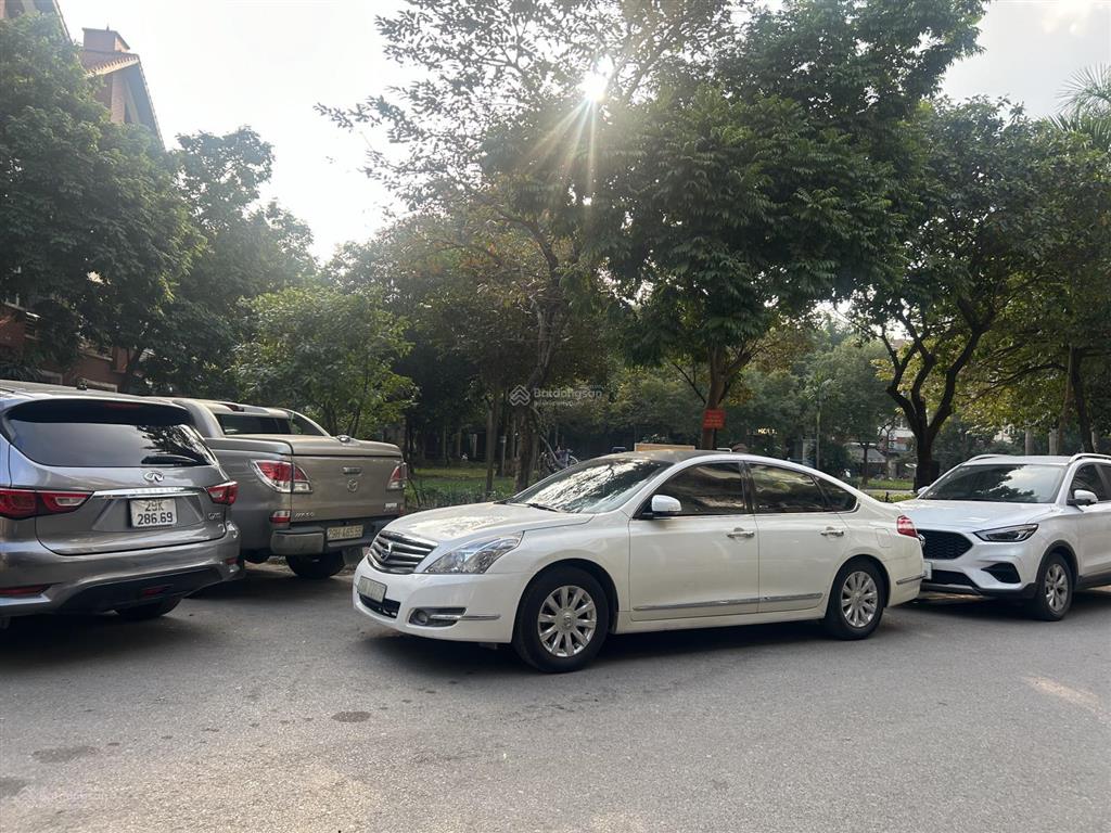 Bán nhà lk làng việt kiều châu âu 78.7m2 vị trí kinh doanh, ở siêu víp nơi đáng sống  0927 113 ***