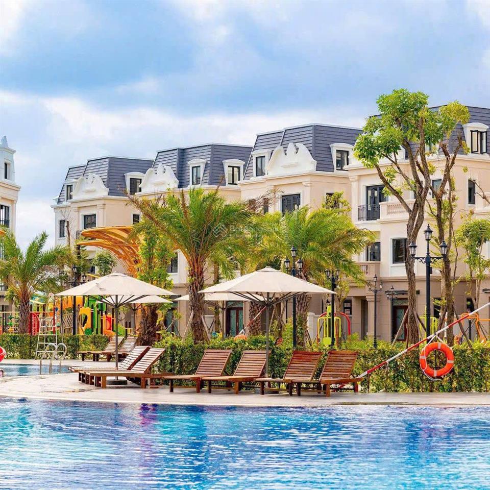 Bán gấp 2 căn góc 88m2 & 128m2, hoàn thiện 1 tầng, đã sẵn hợp đồng thuê 5 năm. cho thuê 3972tr/th