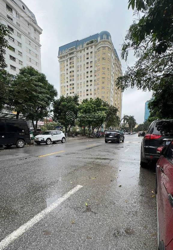 Bán đất tặng nhà  ngõ ô tô, kinh doanh  2 thoáng trước sau  giá 11,8 tỷ còn tl