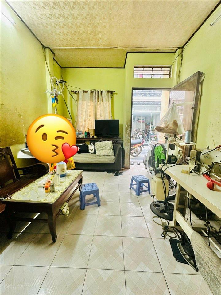 Nhà quận 10. xe hơi đổ cửa quay đầu. nguyễn ngọc lộc. giá 6.5 tỷ.