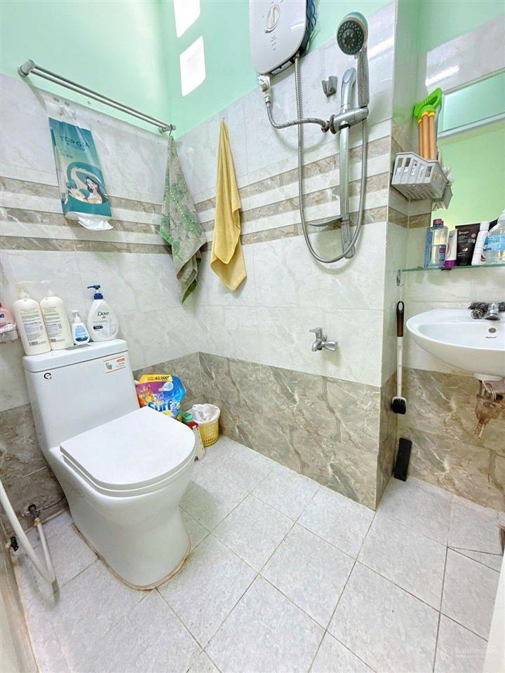Giảm chào 200tr. gấp bán nhà quận 10. sư vạn hạnh. gần mặt tiền đường. chỉ còn 4.7 tỷ.